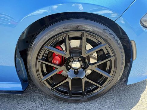 Used 2016 Dodge Charger R/T Scat Pack w/ Technology Group RWD image 6