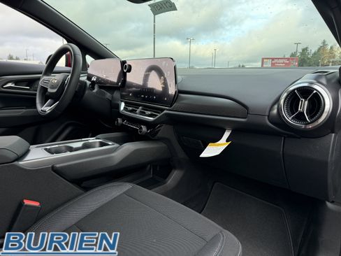 New 2026 Chevrolet Equinox EV LT image 19