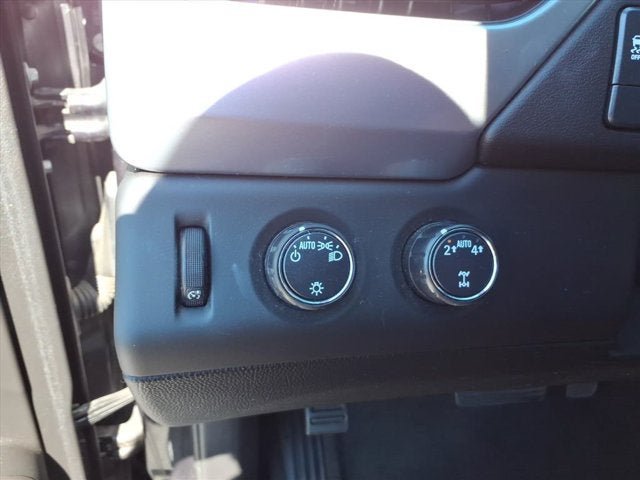 Used 2018 Chevrolet Tahoe LS AWD/4WD image 14
