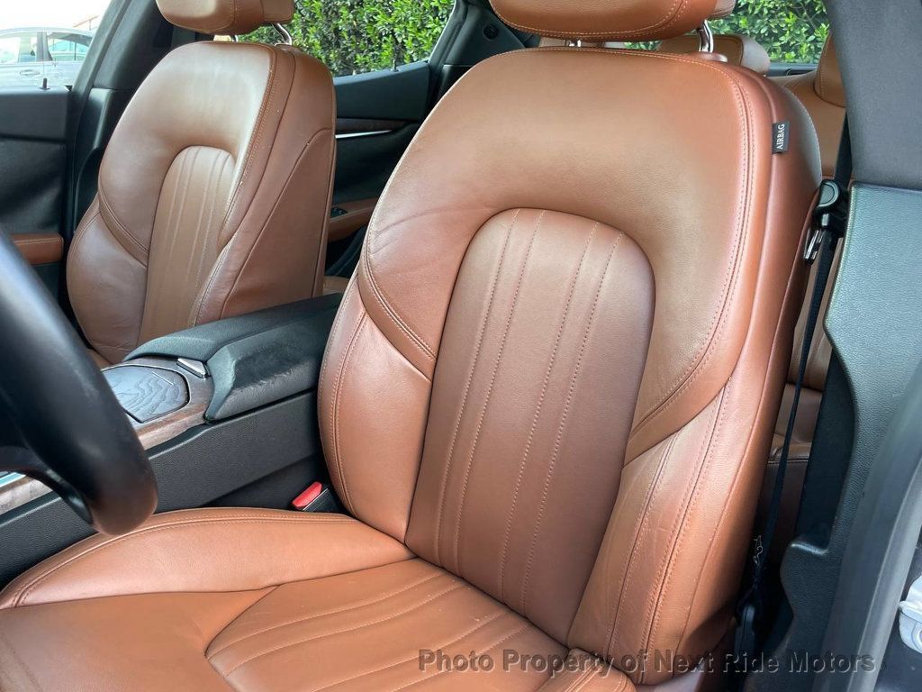 Used 2014 Maserati Ghibli RWD image 11