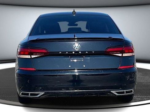 Used 2020 Volkswagen Passat 2.0T R-Line image 5