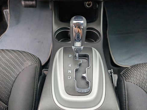 Used 2015 Dodge Journey SXT w/ Flexible Seating Group image 14