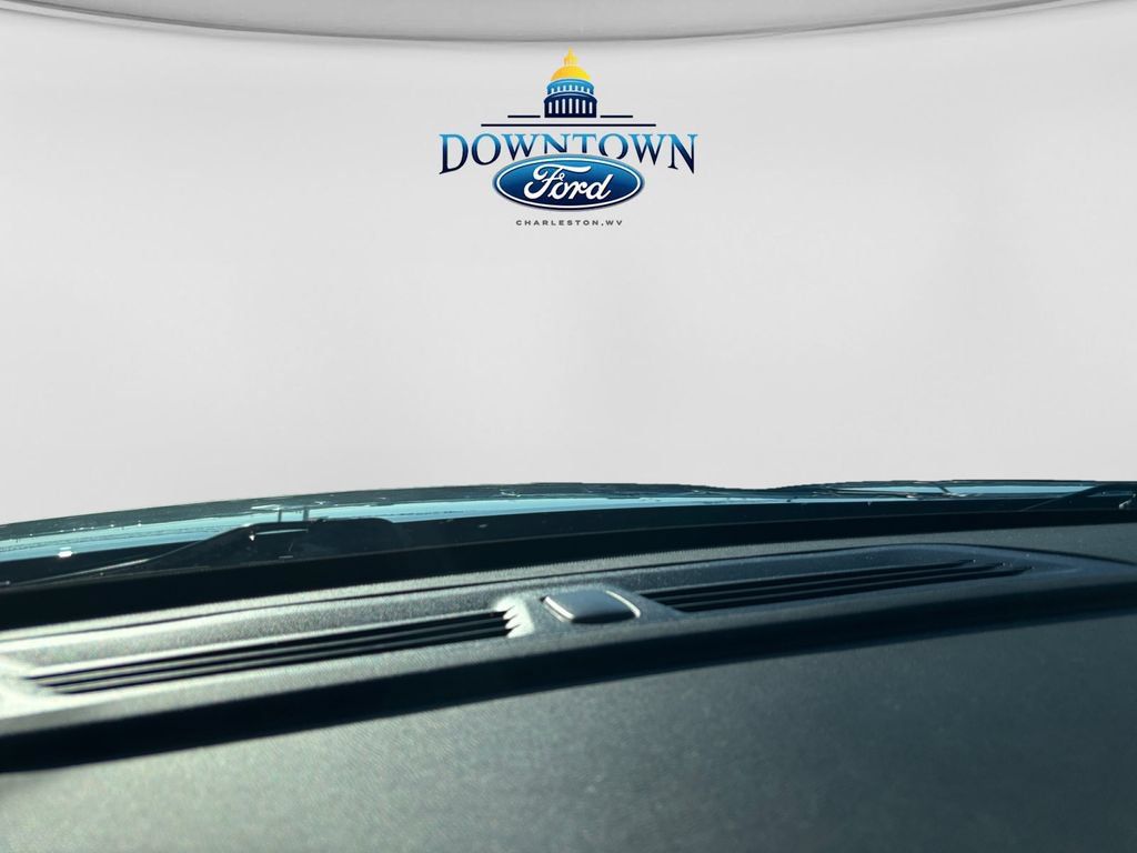 Used 2026 Chevrolet Traverse Z71 w/ Driver Confidence Package AWD/4WD image 35