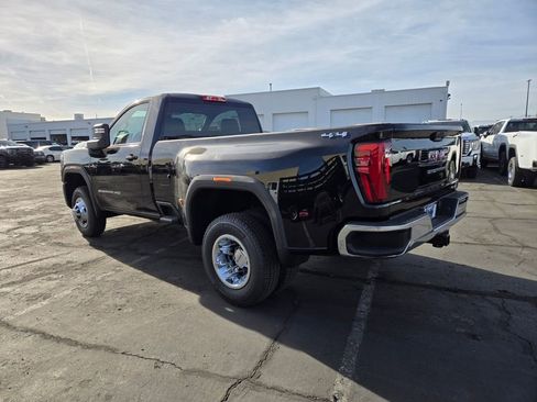 New 2026 GMC Sierra 3500 SLE image 3