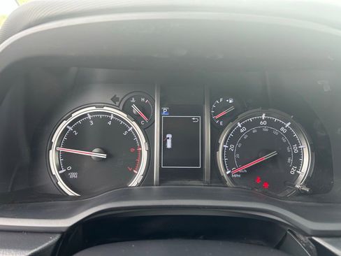 Used 2023 Toyota 4Runner TRD Off-Road Premium w/ Off Road Premium Plus Package AWD/4WD image 14