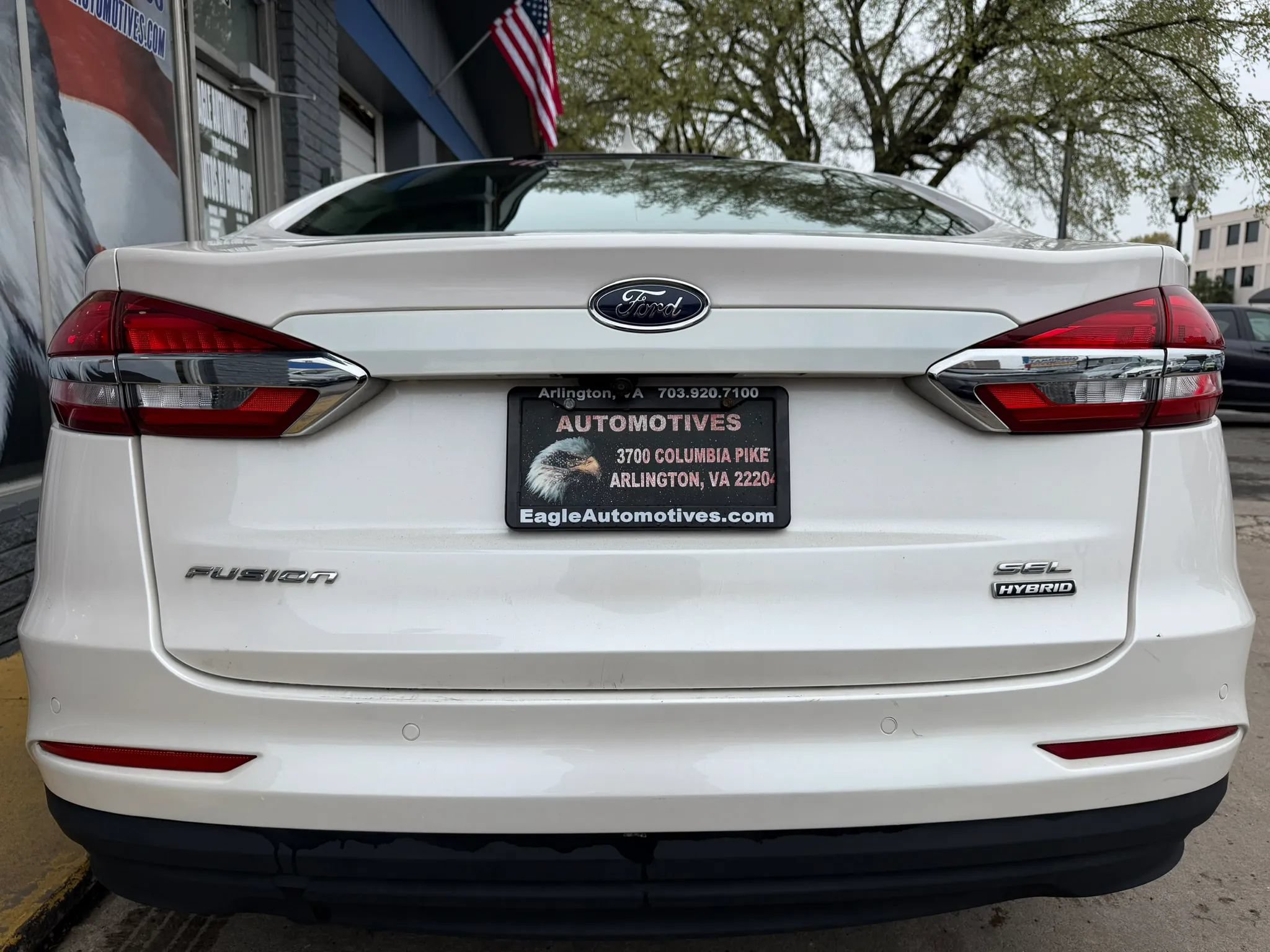 Used 2020 Ford Fusion SEL FWD image 4