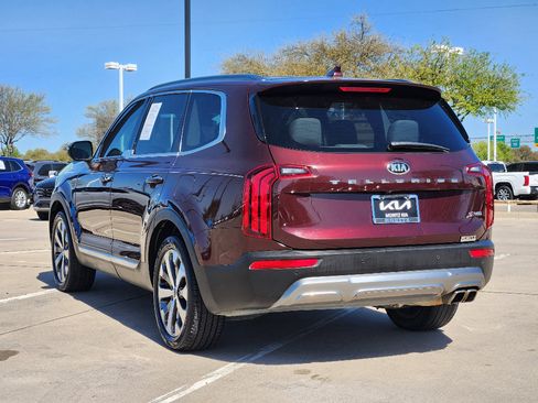 Certified 2021 Kia Telluride S image 3