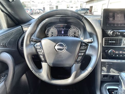 Used 2023 Nissan Armada SL w/ Midnight Edition Package image 13
