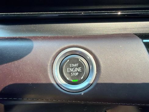Used 2023 Cadillac Escalade Sport Platinum AWD/4WD image 67