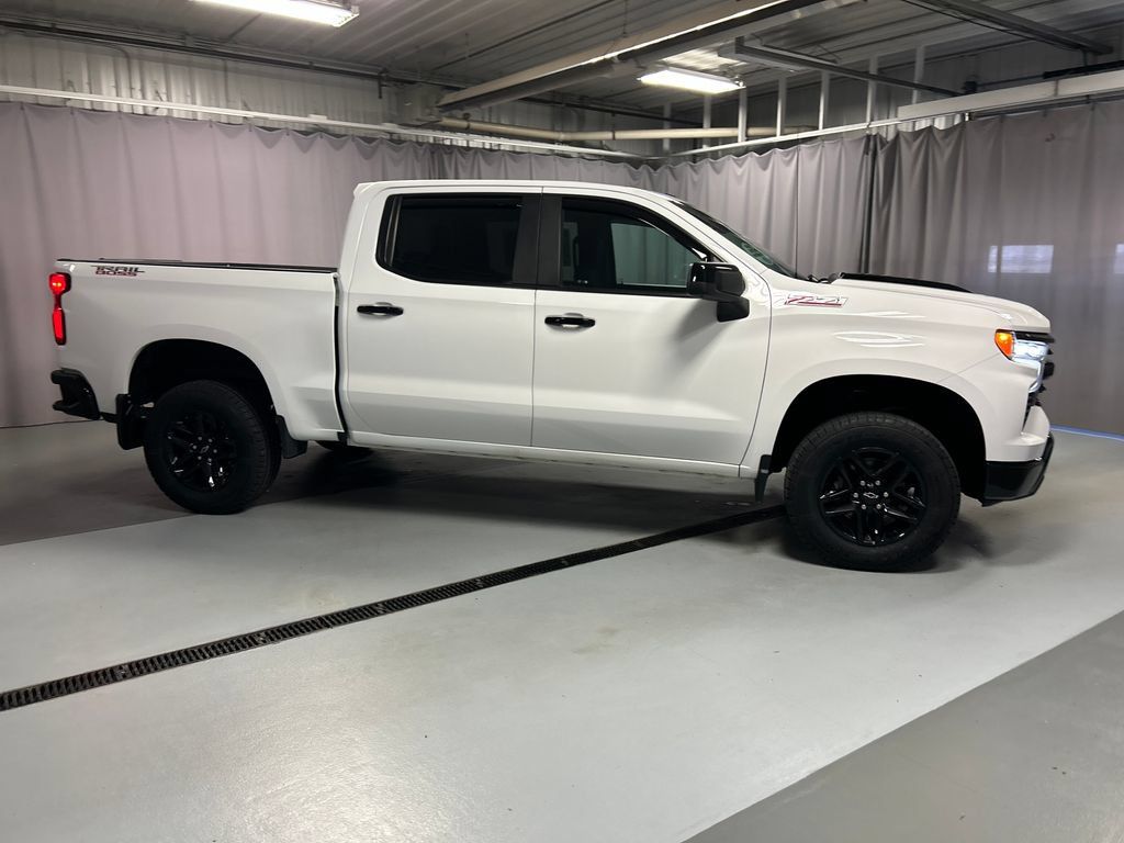 Used 2023 Chevrolet Silverado 1500 LT Trail Boss AWD/4WD image 8