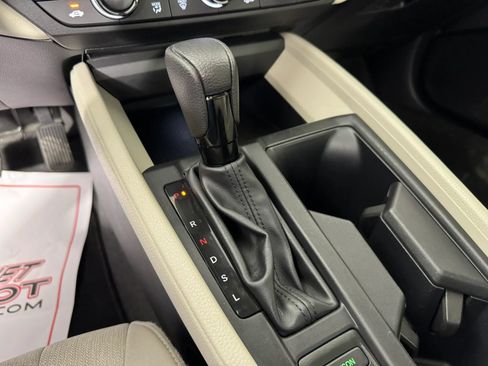 Used 2024 Honda Accord EX image 21