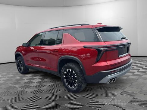 Used 2025 Chevrolet Traverse Z71 w/ LPO, Floor Liner Package AWD/4WD image 3