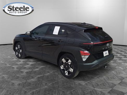 Certified 2025 Hyundai Kona SEL image 3