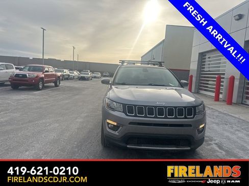 Used 2018 Jeep Compass Limited image 4