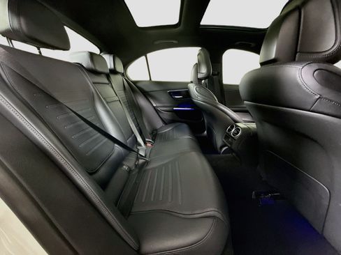 Used 2022 Mercedes-Benz C 300 4MATIC Sedan w/ Pinnacle Trim Package image 27
