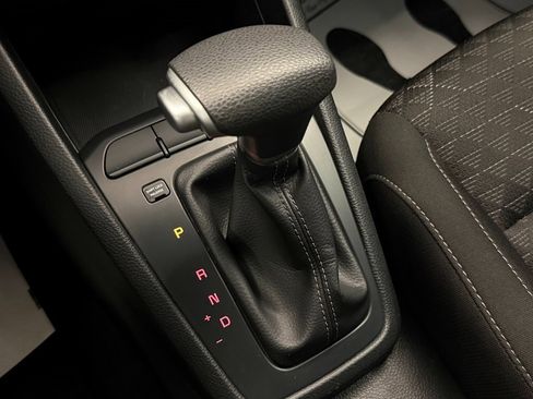 Used 2023 Kia Rio S image 16