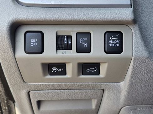 Used 2018 Subaru Forester 2.5i Premium AWD/4WD image 19