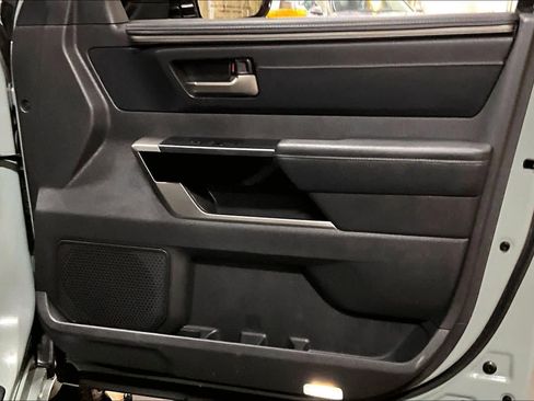 Used 2024 Toyota Tundra Limited image 22