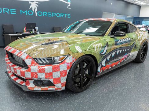 Used 2015 Ford Mustang GT image 2