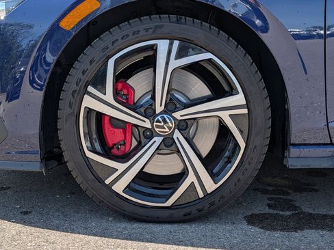 Certified 2024 Volkswagen GTI SE FWD image 15