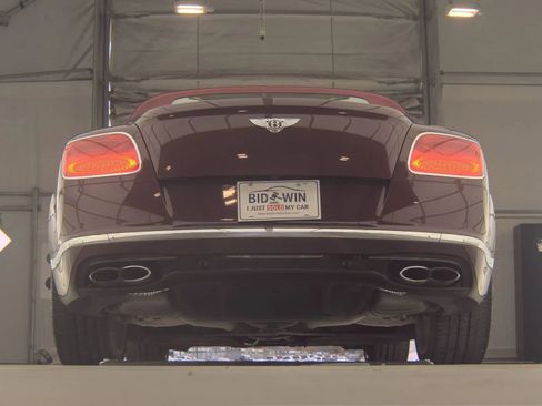Used 2016 Bentley Continental GT image 13