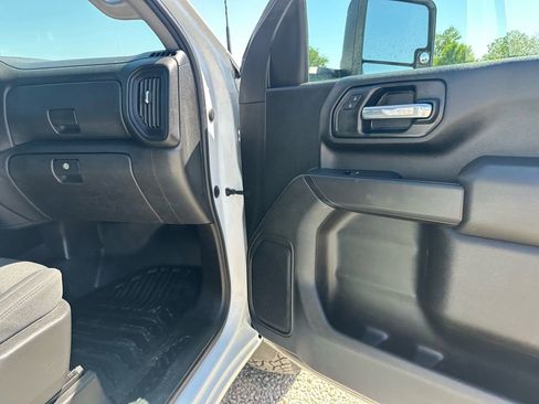 Used 2021 Chevrolet Silverado 2500 W/T w/ WT Convenience Package AWD/4WD image 13