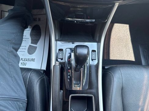 Used 2016 Honda Accord EX-L image 29