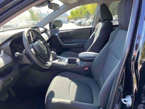 Certified 2025 Toyota RAV4 LE AWD/4WD image 16