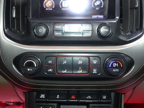 Used 2016 GMC Canyon SLT w/ Driver Alert Package image 35