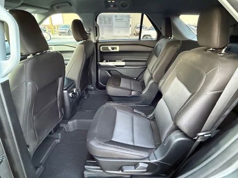 Certified 2023 Ford Explorer XLT image 18