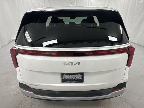 New 2026 Kia Carnival image 4