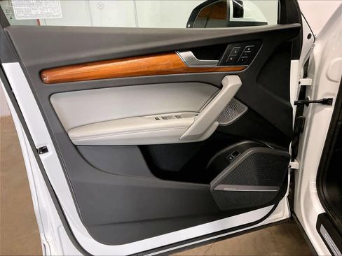 Used 2023 Audi Q5 2.0T Premium Plus w/ Premium Plus Package image 24