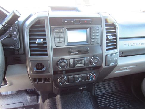 Used 2019 Ford F550 2WD SuperCab Super Duty image 13