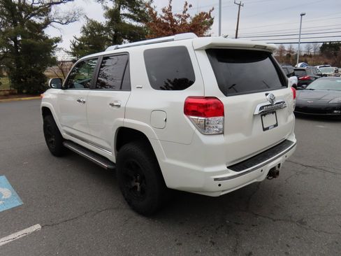 Used 2011 Toyota 4Runner 4WD image 7