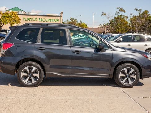 Used 2018 Subaru Forester 2.5i Limited image 4