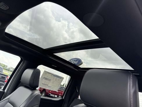 New 2025 Ford F150 Lariat w/ Equipment Group 502A High image 23