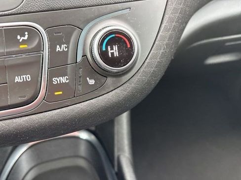 Used 2024 Chevrolet Malibu LT image 25