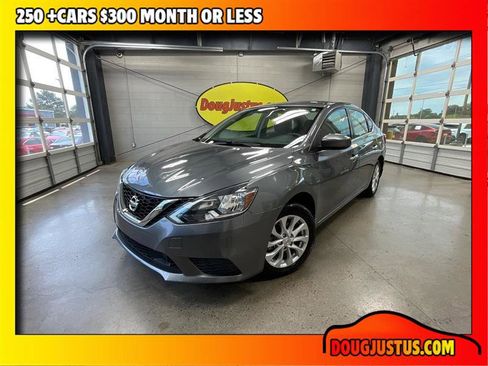 Used 2018 Nissan Sentra SV FWD image 1