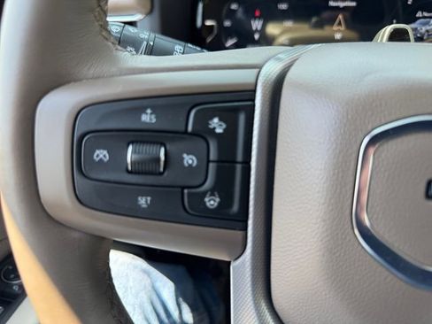 Used 2024 GMC Yukon XL Denali w/ Denali Reserve Package AWD/4WD image 19