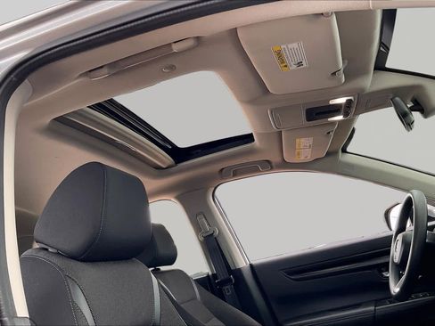 Used 2025 Honda CR-V EX image 14
