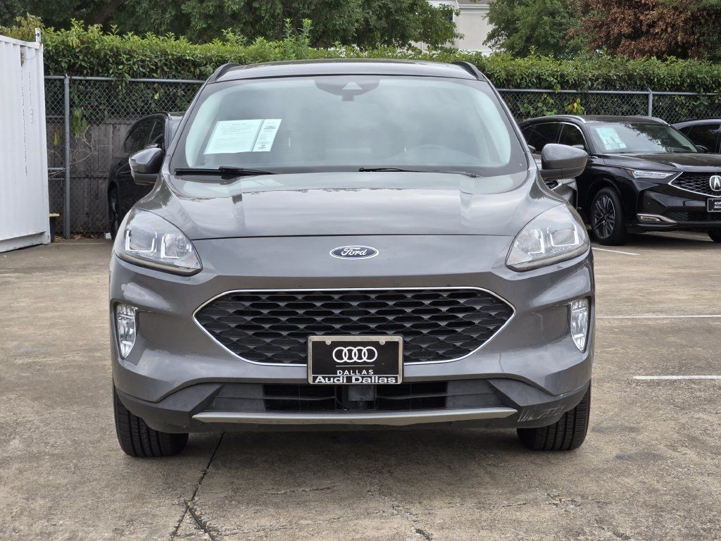 Used 2022 Ford Escape SEL w/ Technology Package FWD image 4
