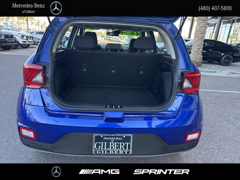 Used 2025 Hyundai Venue SEL FWD image 5