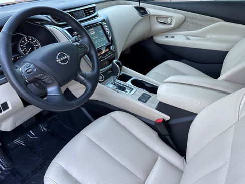 Used 2024 Nissan Murano SL image 10