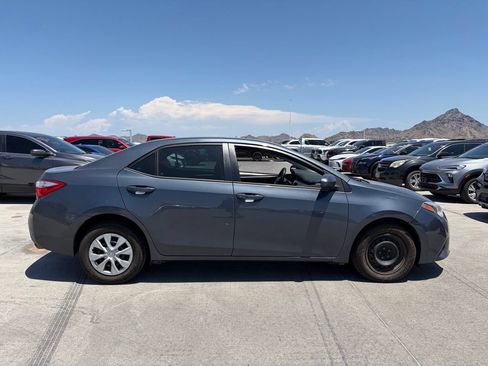 Used 2016 Toyota Corolla L FWD image 3