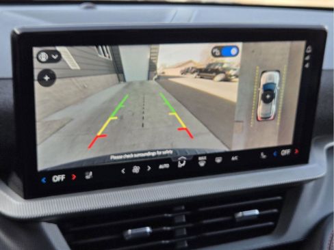 Used 2025 Ford Explorer ST-Line w/ ST-Line Street Pack image 57