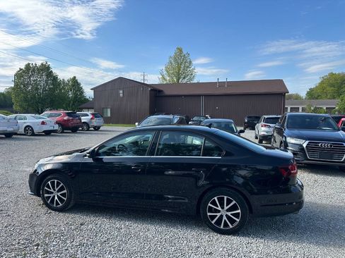 Used 2018 Volkswagen Jetta SE FWD image 8