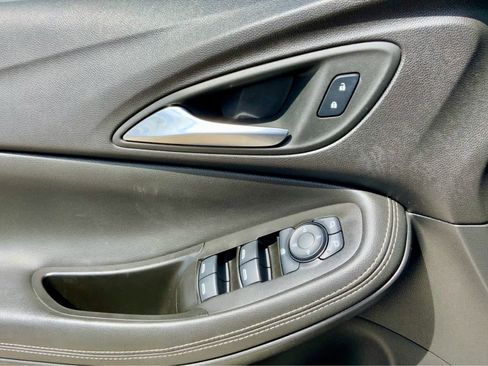 Used 2024 Buick Encore GX Sport Touring AWD/4WD image 42