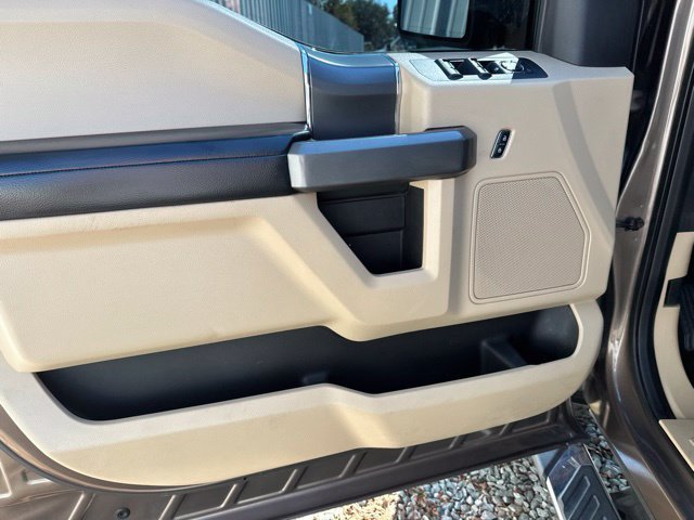 Used 2016 Ford F150 XLT w/ Equipment Group 302A Luxury RWD image 12