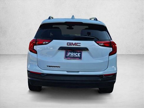 Used 2021 GMC Terrain SLE w/ Driver Convenience Package FWD image 4