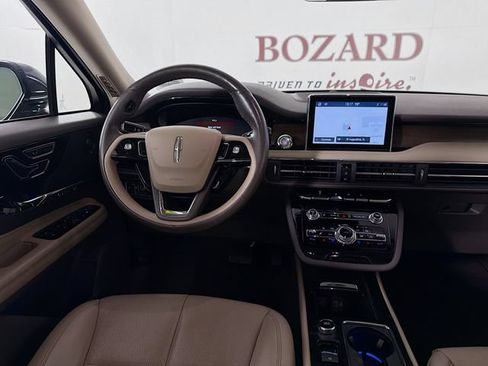 Certified 2022 Lincoln Corsair Reserve w/ Luxury Package FWD image 27